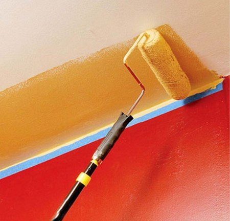 Как красить потолки