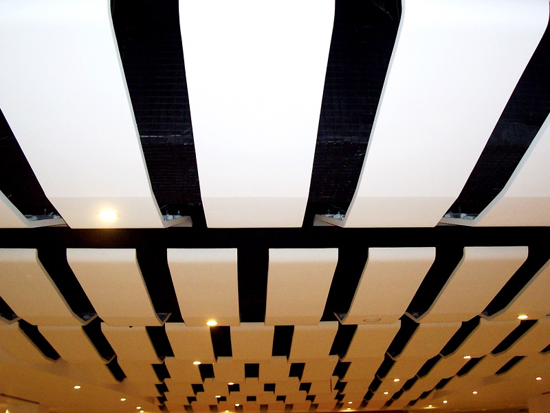 Геометрические натяжные потолки