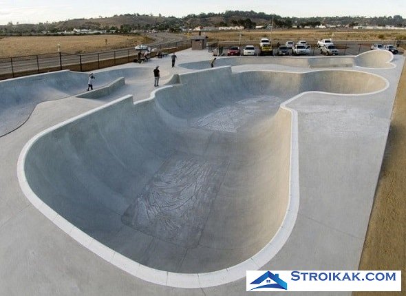 Скейт парк из бетона