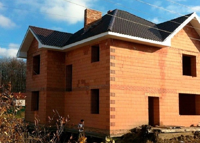 Дом из поризованной керамики